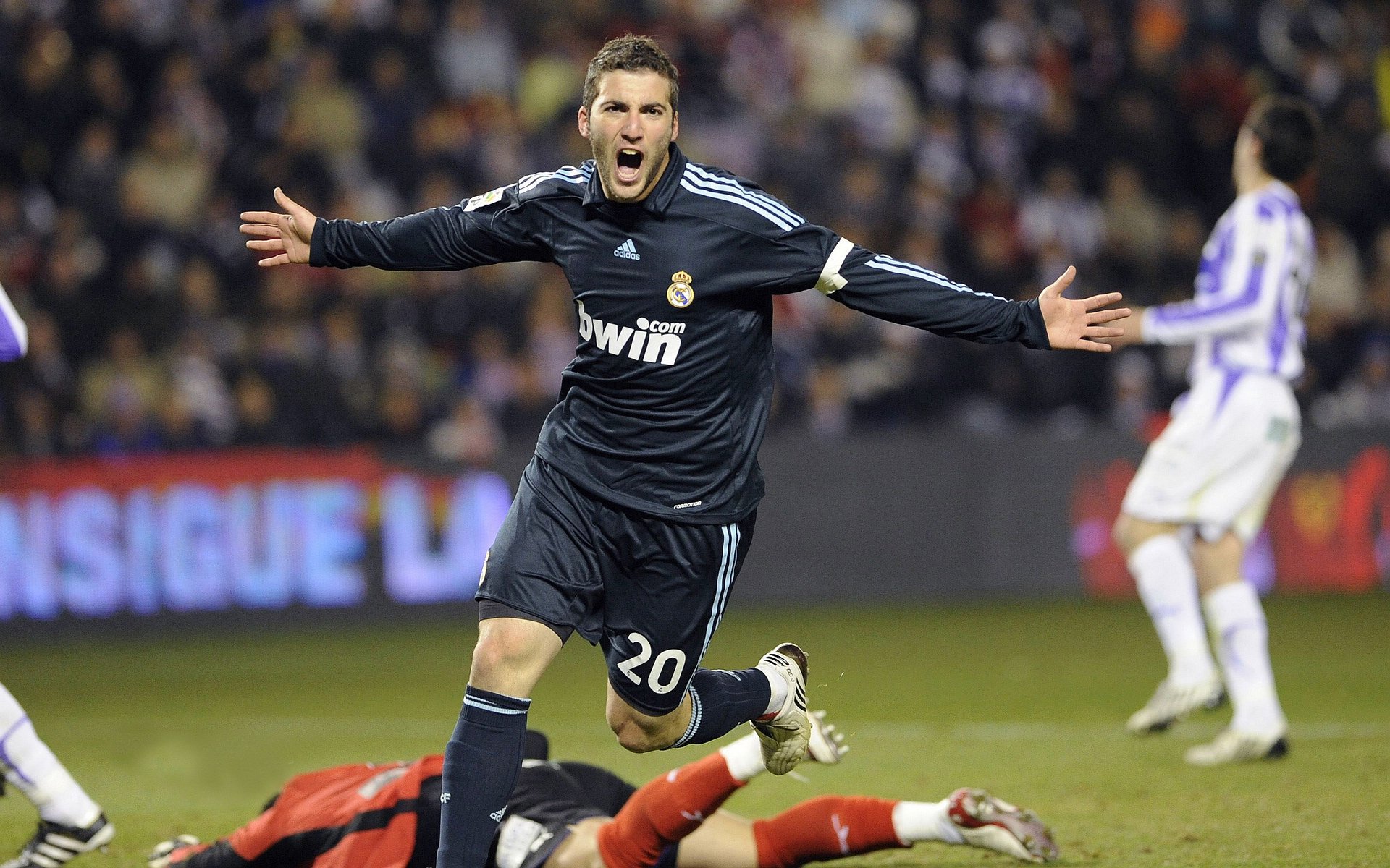 “大学生熬夜与运动关联实验班” 追踪一学期数据