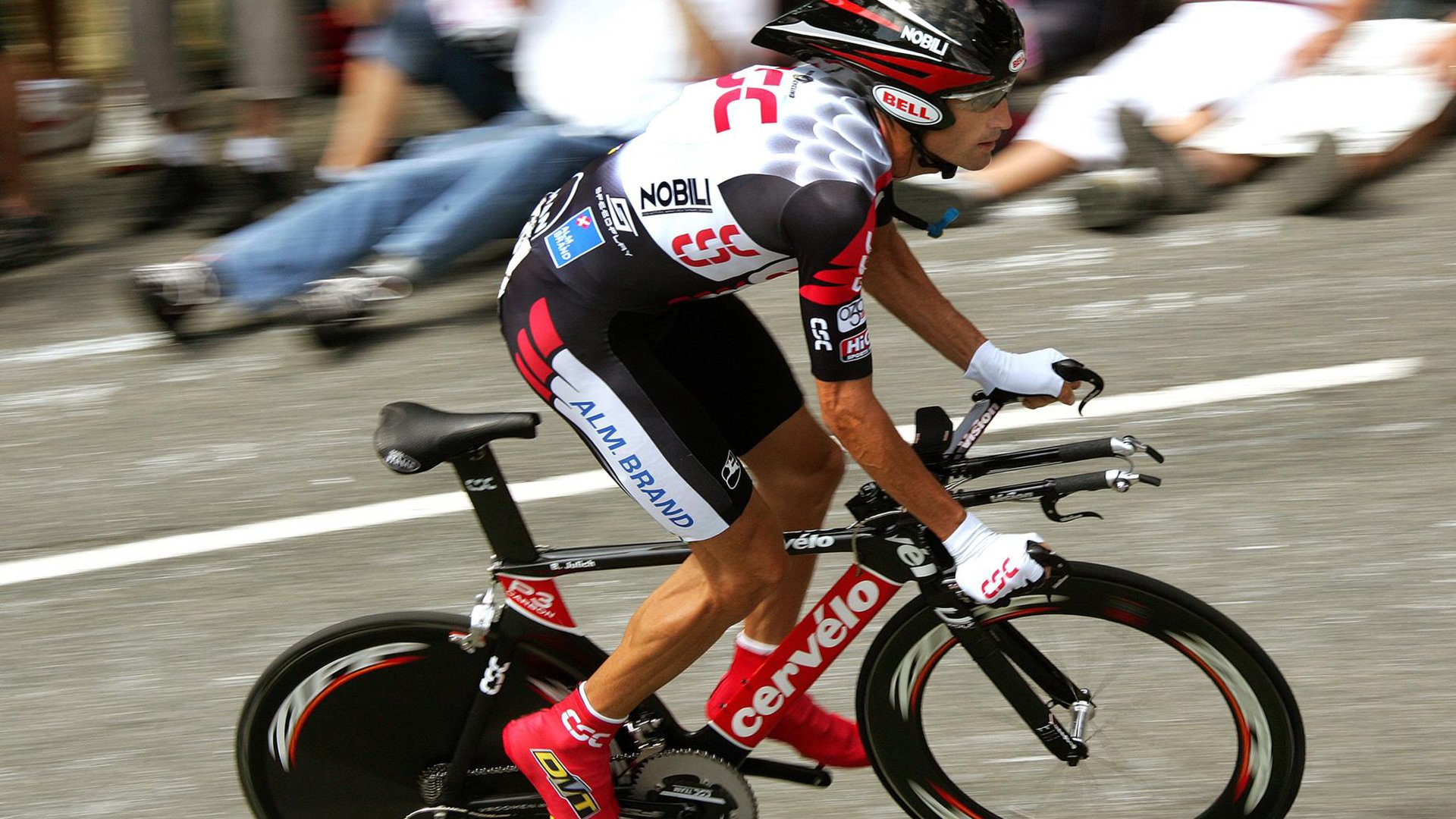 欧冠比赛临近 球队积极备战